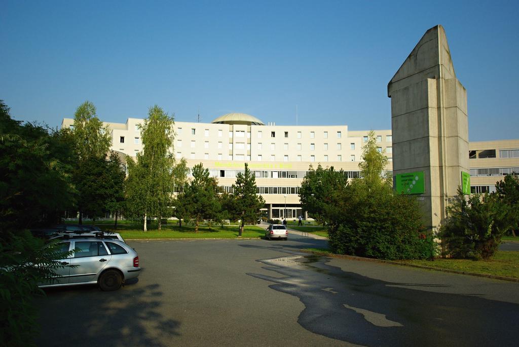 Kolej Akademie Hotel Brno Exterior photo